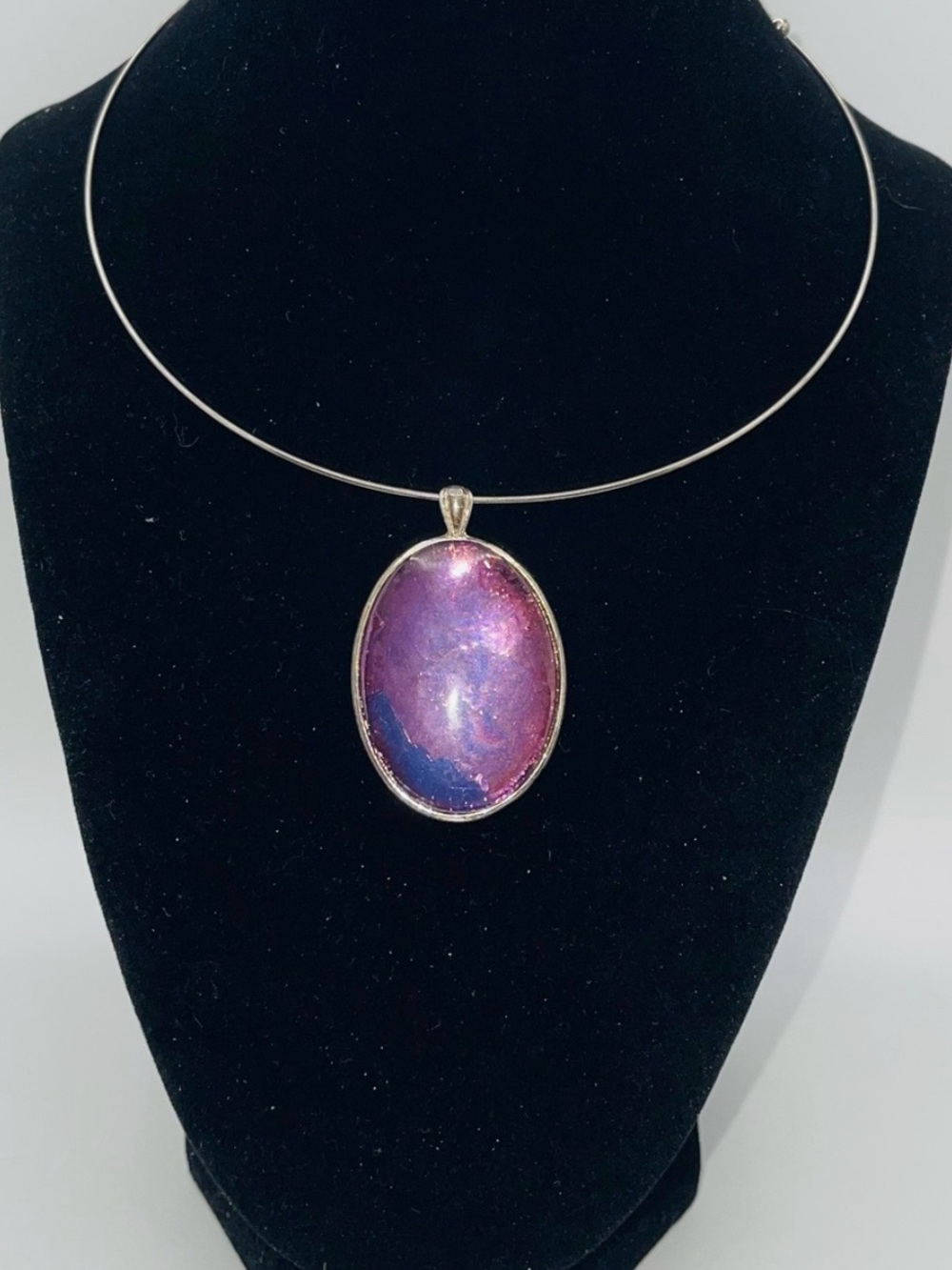 Vintage Silver Tone Collar Choker Necklace with Large Oval Purple Glass Pendant
